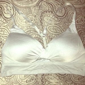 Body by Victoria Wireless Racerback Bra